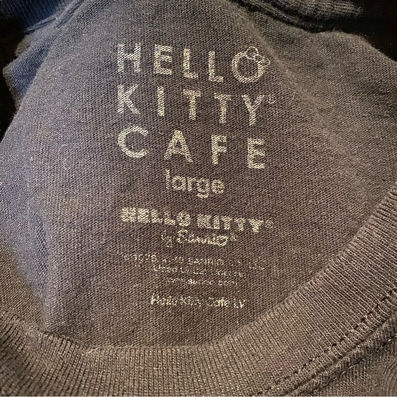 HELLO KITTY Cafe Black Graphic T-Shirt Size Large - Picture 4 of 4
